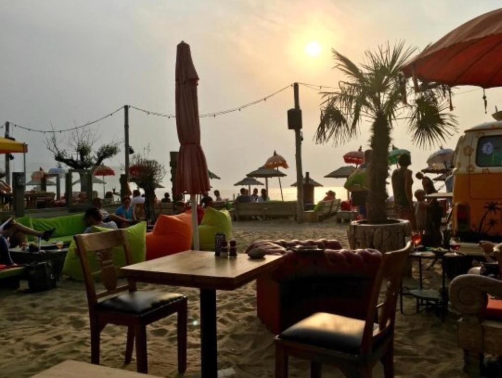 Piet'S Beachhouse Katwijk aan Zee Eksteriør billede